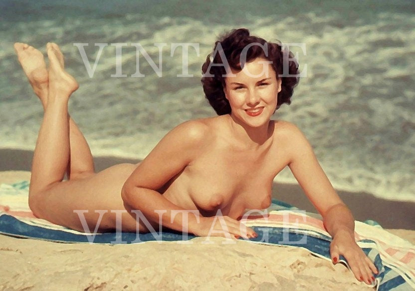 Vintage Pin Up Model Art photography Nude Woman 4" x 6" 00207